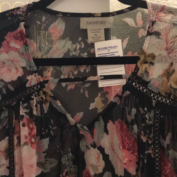 Floral net Shirt with ruffle sleeves!!! - Picture 5 of 8